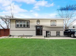 15412 David Ln, Oak Forest, IL 60452