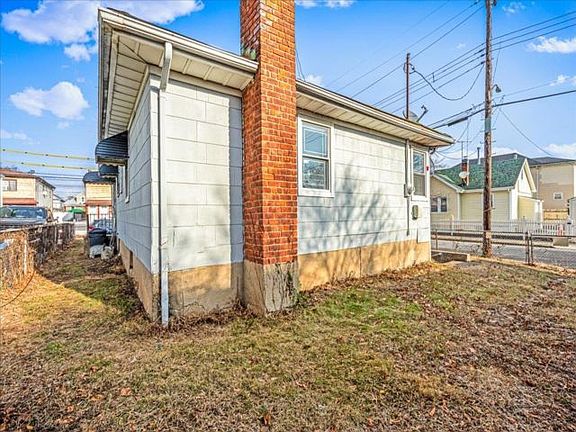 4th image of 55 Orchard St #1561