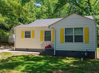 2424 Sylvan Rd, East Pt, GA 30344