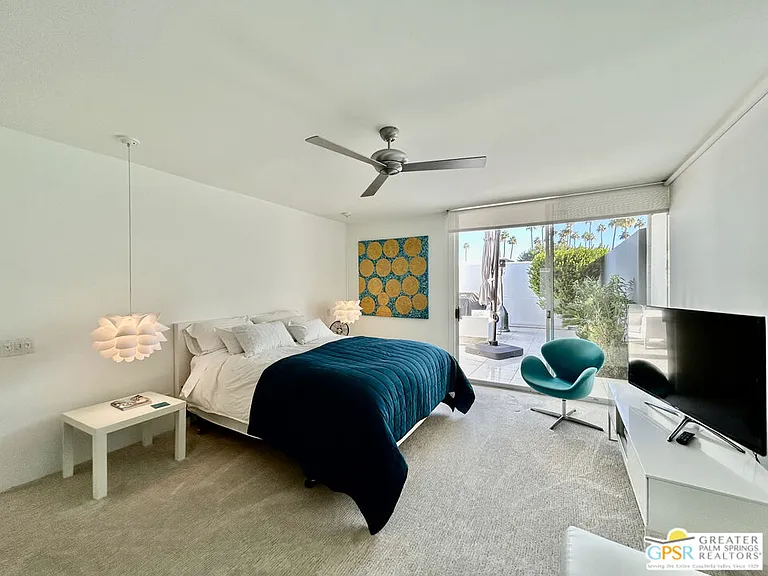 16 Lakeview Cir — Photo 32