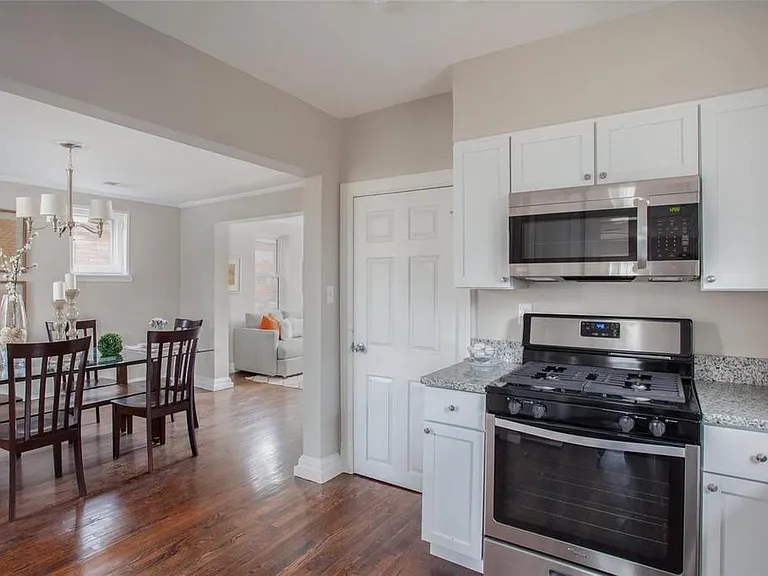 7045 Plymouth Ave — Photo 5