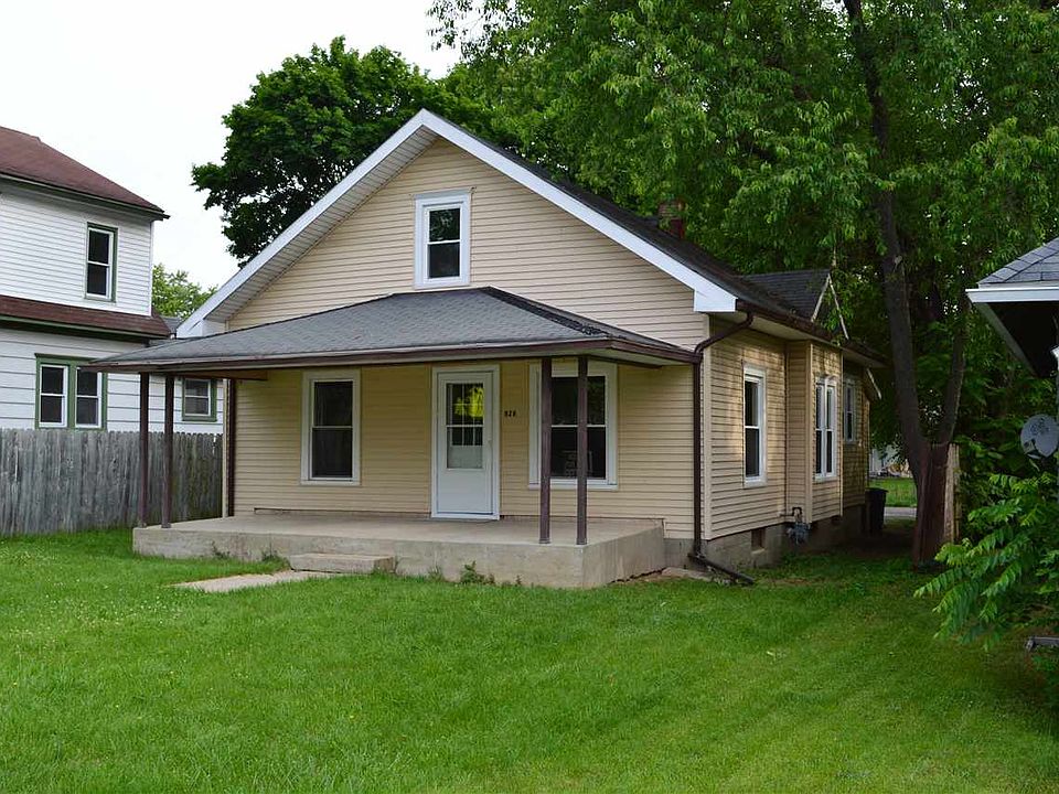 1st image of 828 E Indiana Ave