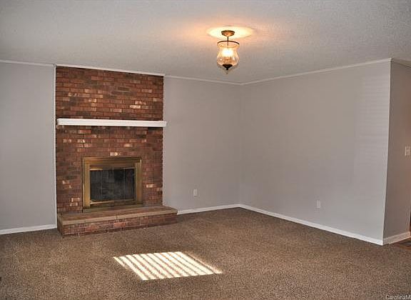 5th image of 4205 Wrentree Dr #L33