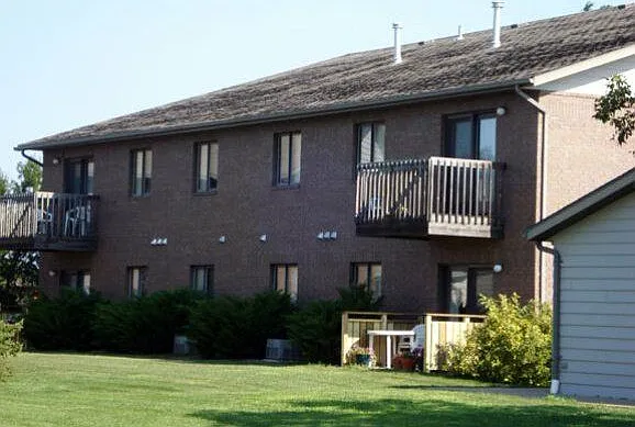 M & I Apartments — Photo 4