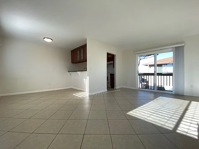Lake View Terrace — Photo 19