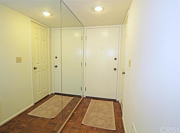5th image of 21650 Burbank Blvd Unit 204