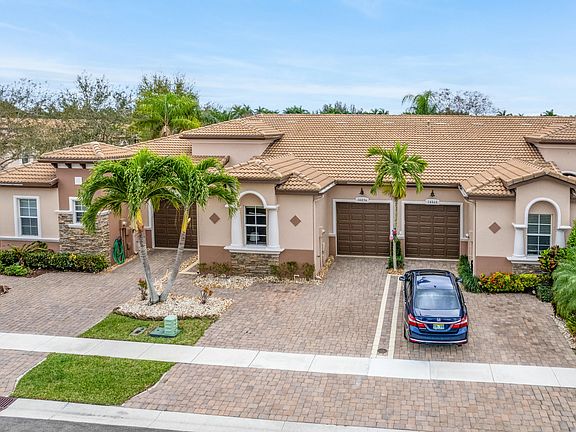 2nd image of 14856 Barletta Way
