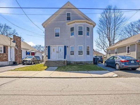 71 South St, Lincoln, RI 02865