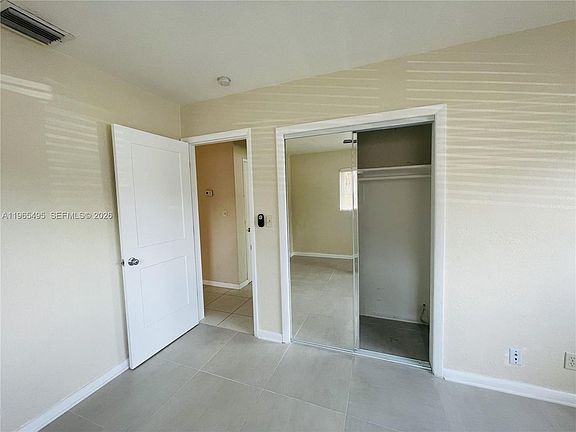 3rd image of 1305 NE 2nd Ave #1-2
