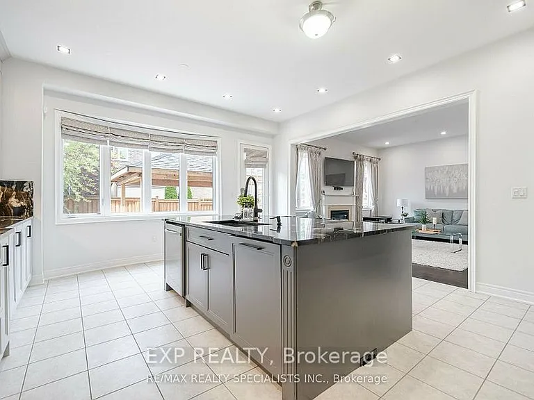 448 Dougall Ave #MAIN — Photo 13