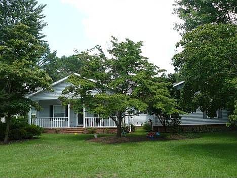 5th image of 650 Frances Dr
