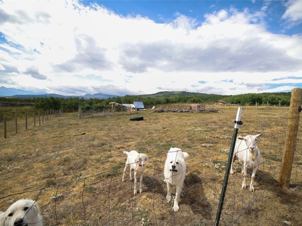 27 Skyline Dr, Babb, MT 59411