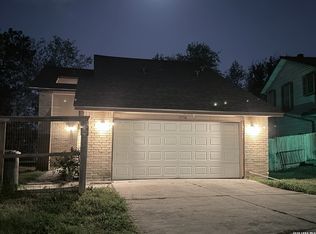 5758 SPRING MOON ST, San Antonio, TX 78247