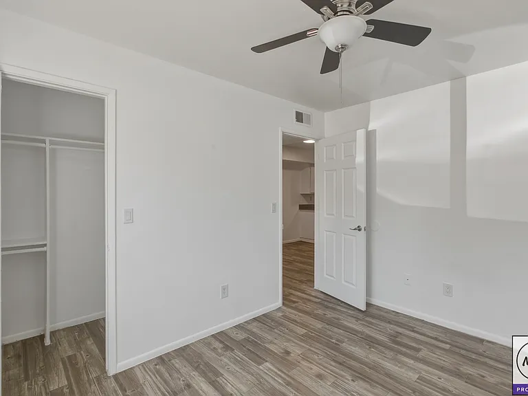 2330 W Lone Cactus Dr #103 — Photo 20