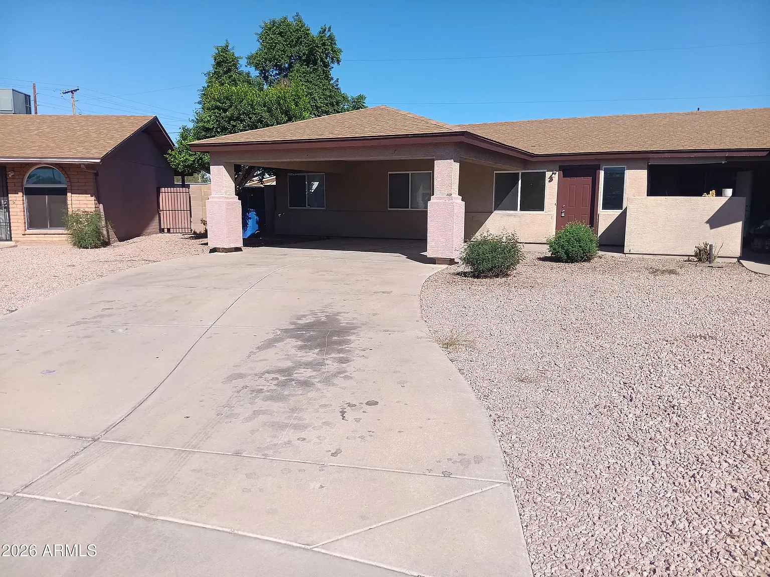 3 bed, 2.0 bath, 2142 sqft, $1,350 — Photo 1