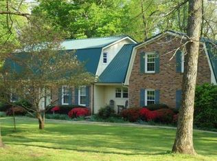 12 Hancock Rd, Fayetteville, TN 37334