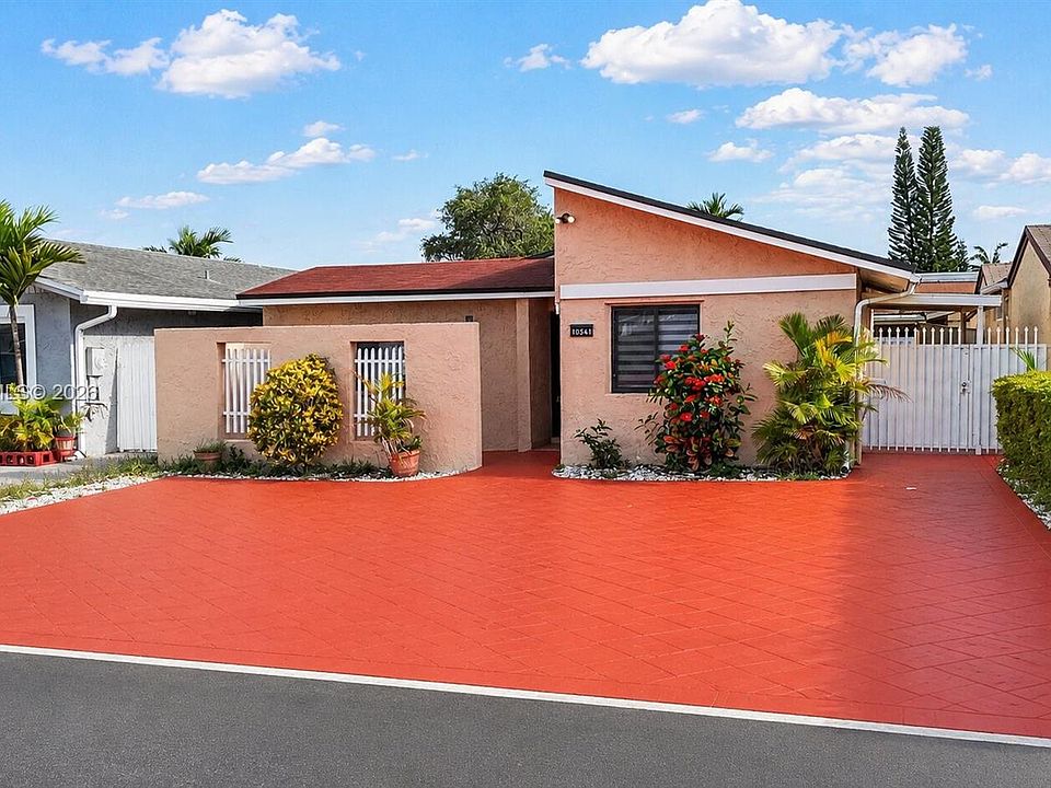 1st image of 10541 SW 21st Ln