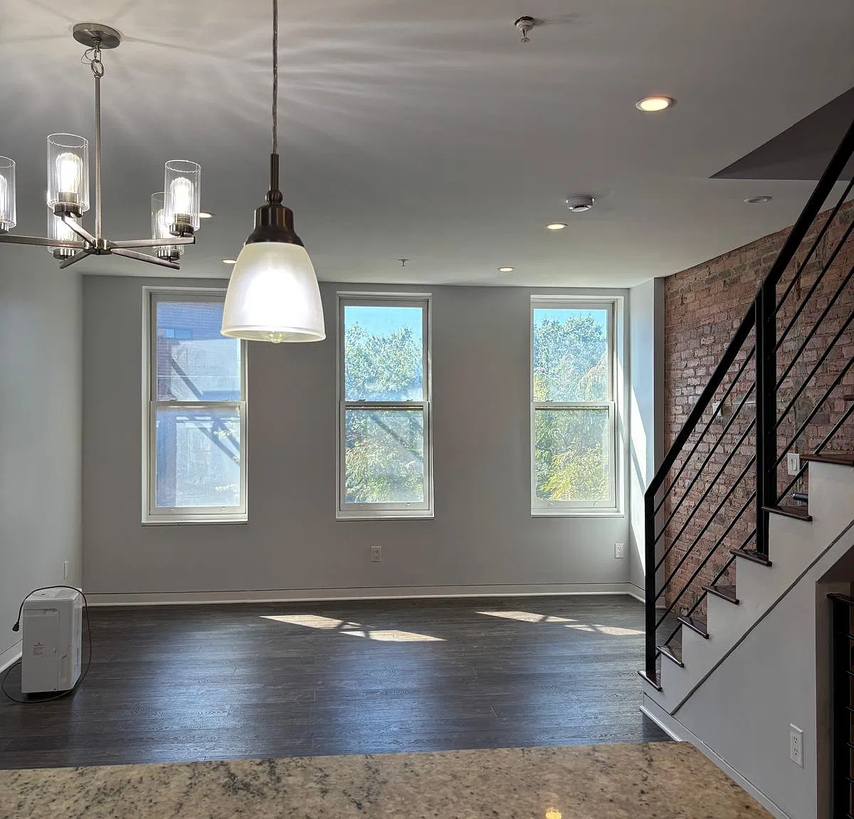 2 bed, 1250 sqft, $3,500 — Photo 1