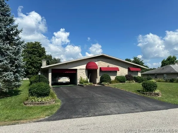 119 N Lincoln Avenue, Salem, IN 47167