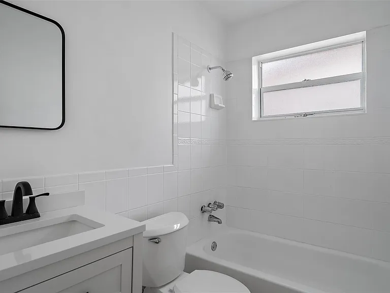4510 NW 49th Dr — Photo 29