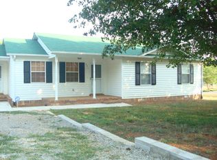 391 Doyle St, Doyle, TN 38559