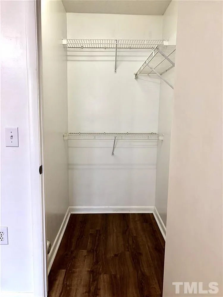 4 bed, 1200 sqft, $650 — Photo 3