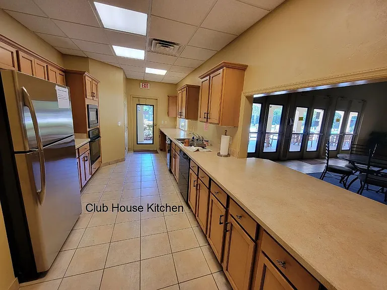 2216 NW 52nd Pl — Photo 35