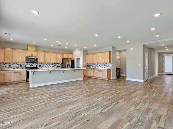 4th image of 2271 Slater Mill Dr