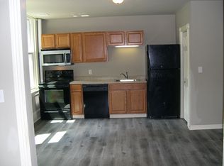 2252 Fairview Ave APT 221, Mount Penn, PA 19606