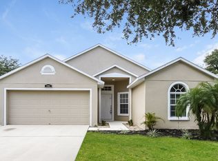 9801 Laurel Ledge Dr, Riverview, FL 33569