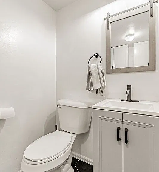 10410 W Jewell Ave #B — Photo 12