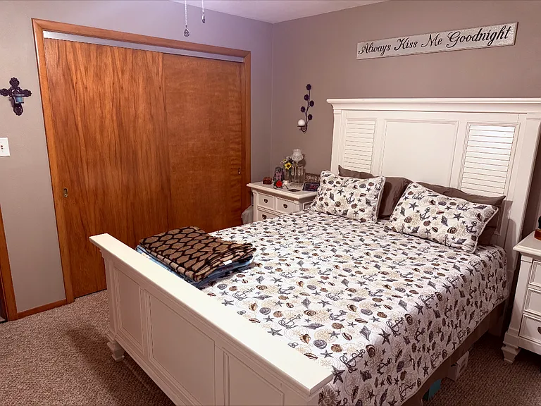 409 Sunshine Dr — Photo 8