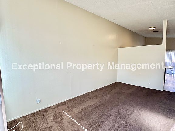 3rd image of 845 N Vineyard Ave APT C