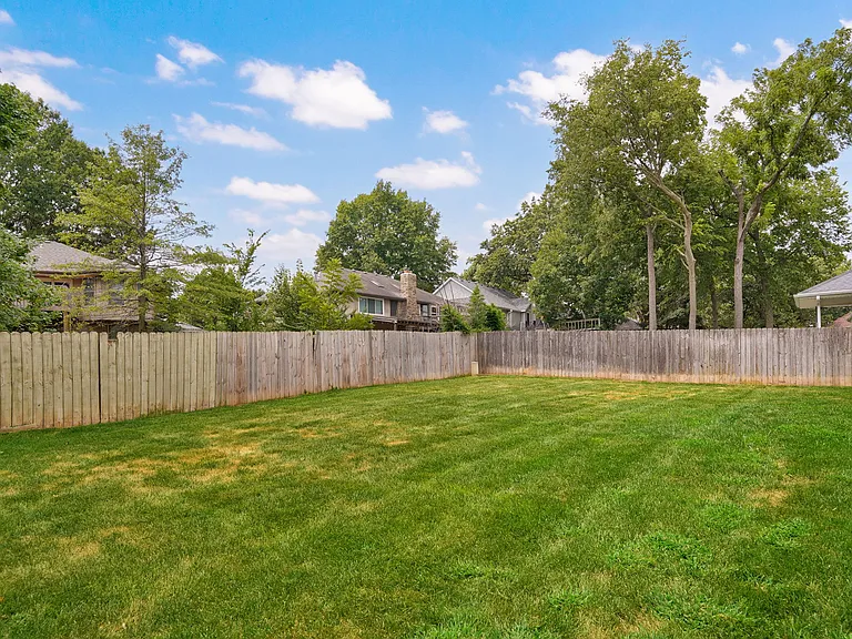 2921 S Eldon Ave — Photo 21