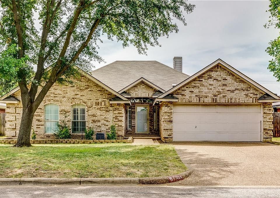 1st image of 7924 Clear Brook Cir