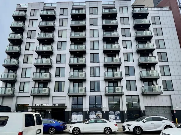 7065 Queens Boulevard #6L, Woodside, NY 11377