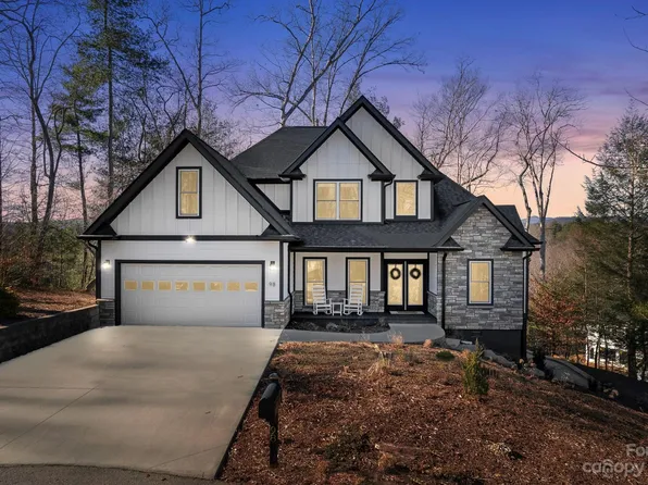 98 Hamilton Woods Ln, Etowah, NC 28729