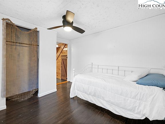 17th image of this home