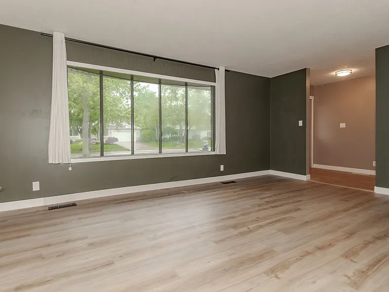 8806 Norwood Dr — Photo 8