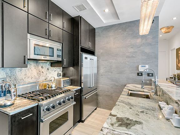 4th image of 217 51st Ave APT 313
