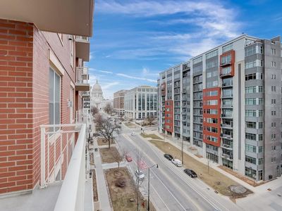 360 West Washington Ave #805, Madison, WI, 53703
