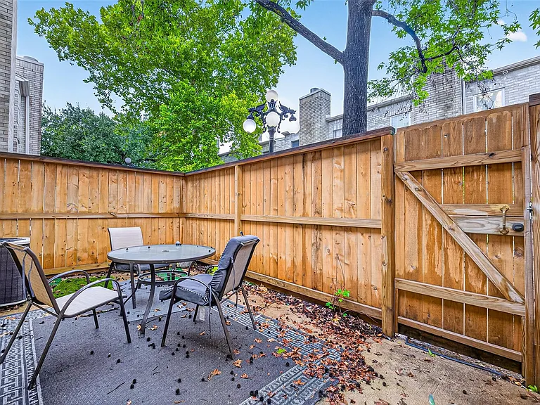 3780 Tanglewilde St #309 — Photo 35