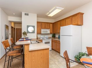 5727 Tibaron Ln APT 102, Toledo, OH 43615