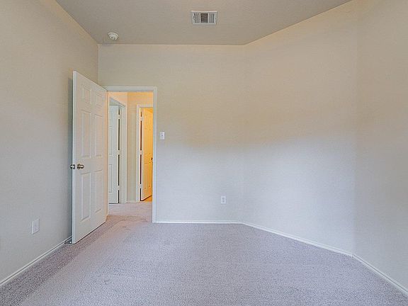 3rd image of 1300 Still Meadow Dr