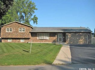 439 Jewell Dr, Liverpool, NY 13088