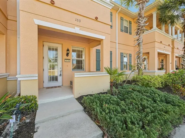 3776 82nd Avenue Cir E APT 103, Sarasota, FL 34243