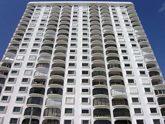 2nd image of 3003 S Atlantic Ave APT 5C5