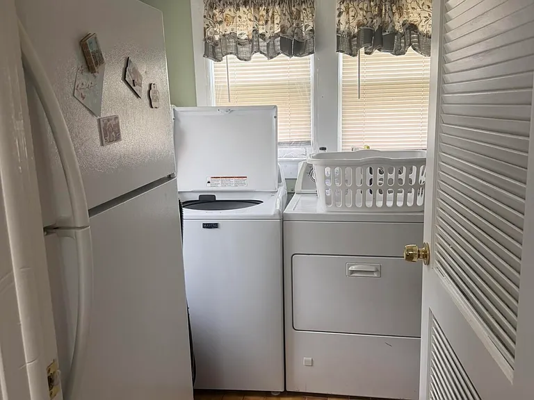 53 Steiner Ave #FRONT — Photo 10