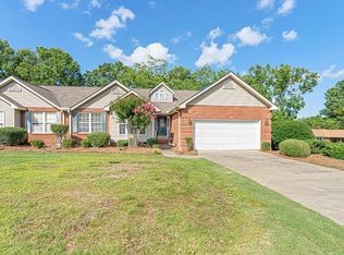 102 Orchard Park Dr, Greenwood, SC 29649