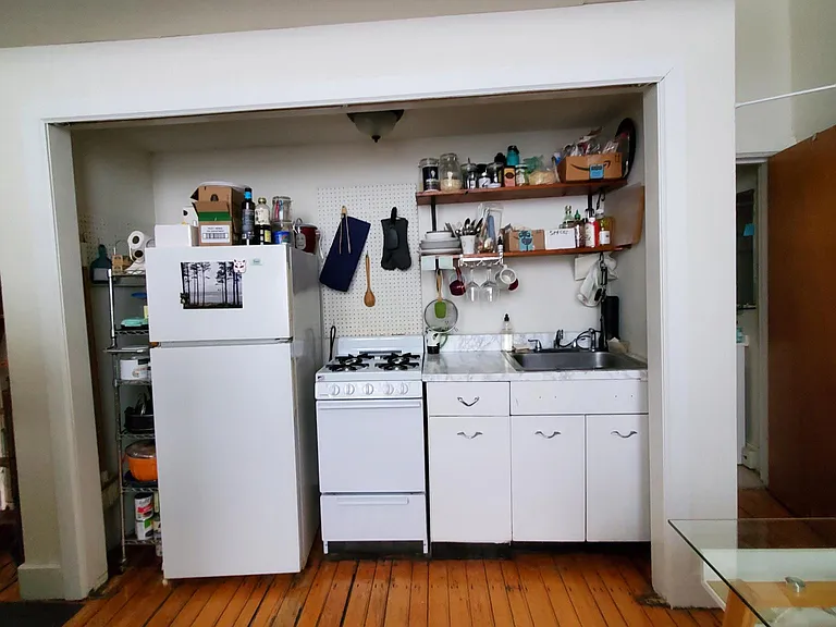 4112 Spruce St #2 — Photo 4